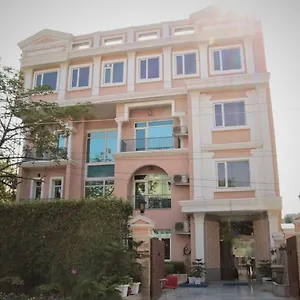 Royal Iffco Chowk Hotel